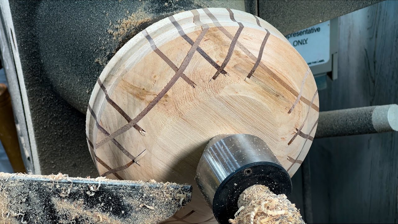 Woodturning - Exploding (!) Crosshatch Lidded Bowl
