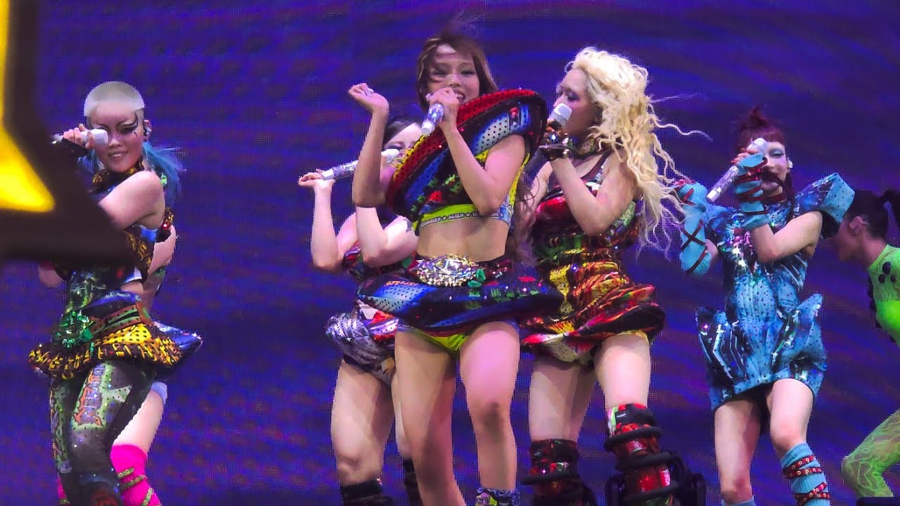 250413 XG - NEW DANCE + SOMETHING AIN'T RIGHT | Coachella Weekend 1 [4K Fancam]