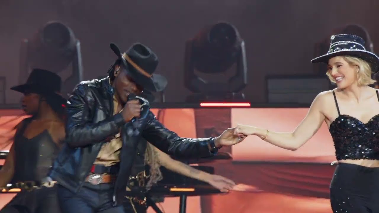 Dodo Nyoka - Country Girl Van Bloem (Live at Sun Arena / Afrikaans is Groot 2024)