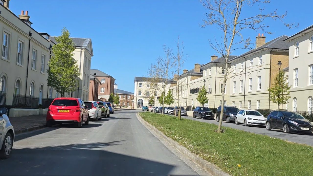Travelling through Poundbury to Maiden Castle via Dorchester in one of the nicest day in spring 2024