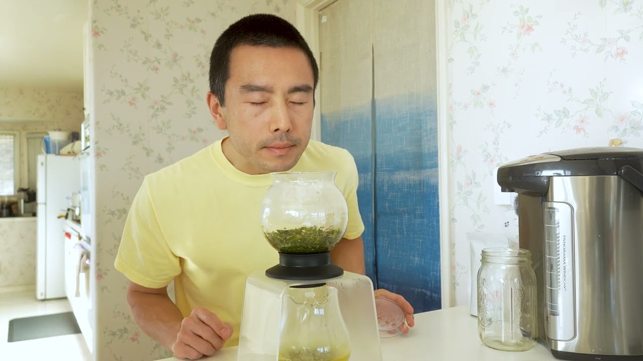 How to Make Bancha (japanese roasted green tea)