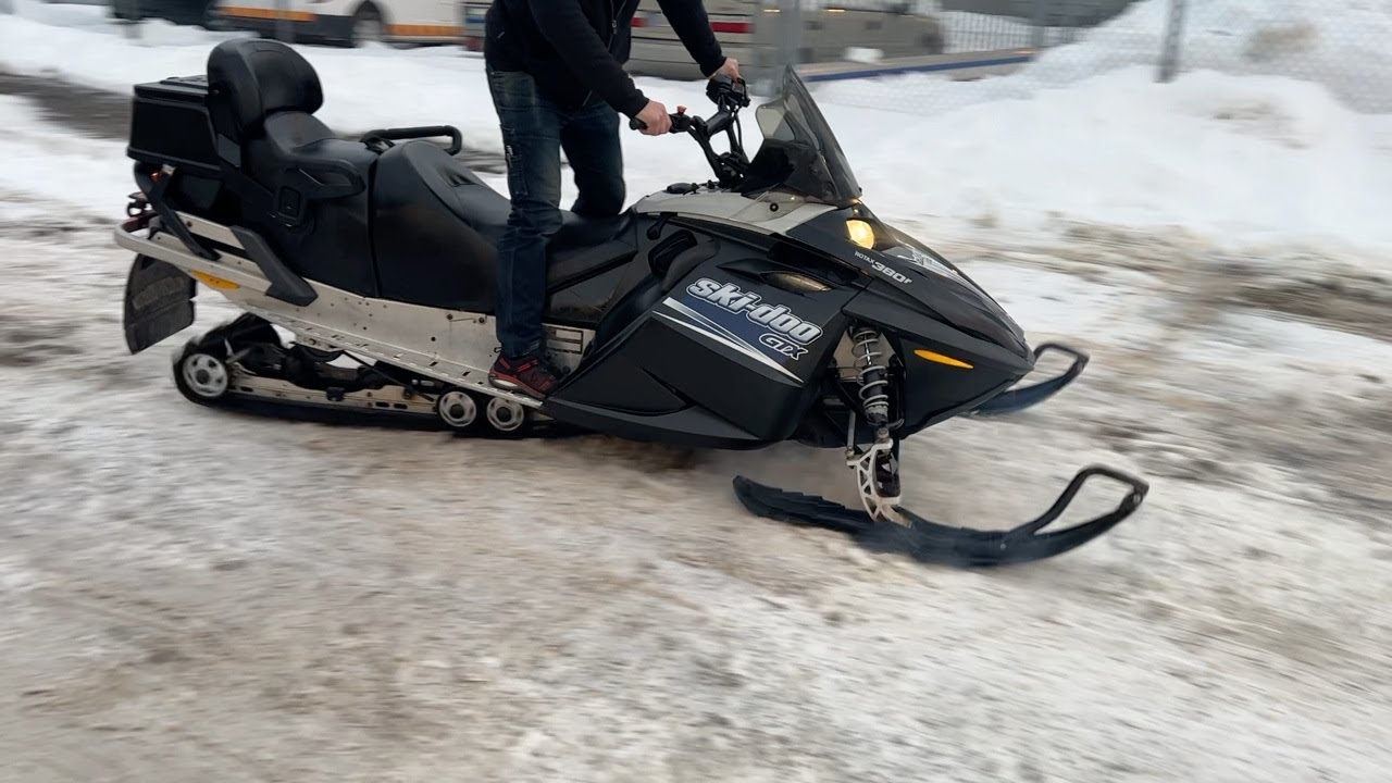 K&ouml;p Sn&ouml;skoter Ski-Doo GTX 380 p&aring; Klaravik