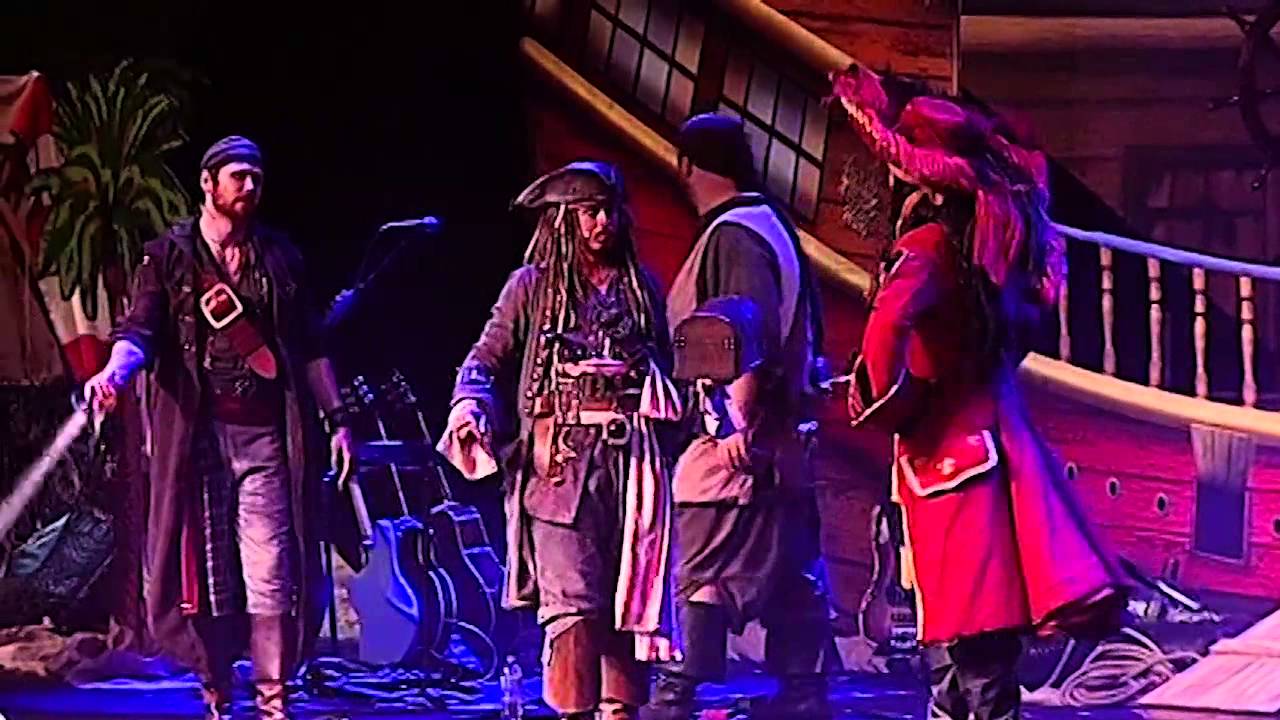 pirates for hire  : hook vs sparrow dead mans chest