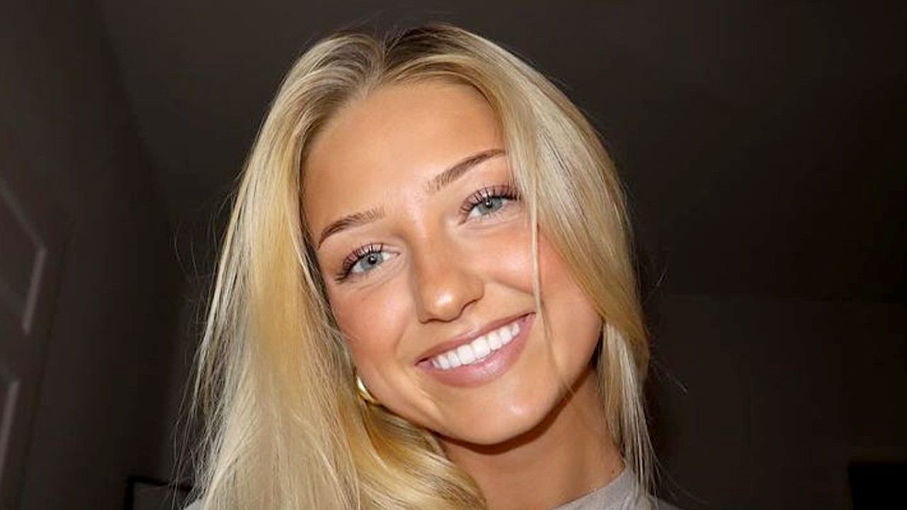Viral Ring Girl From Paul V Tyson Fight Overwhelmed By Attention