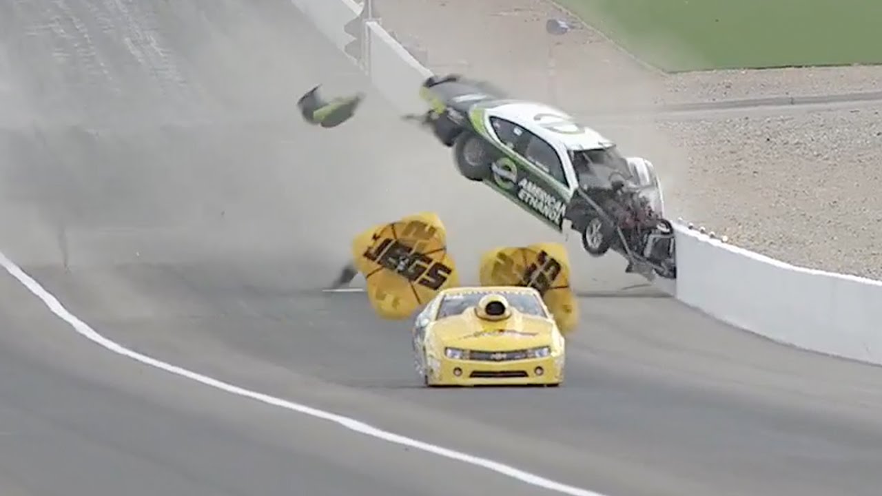 Зрелищная авария Дерика Крамера в классе Pro Stock | NHRA Вегас