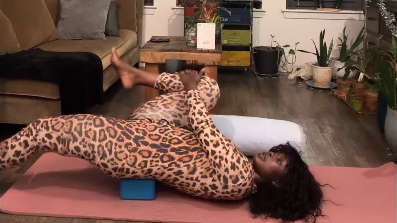 1 HOUR YOGA FLOW | Unwind & Stretch
