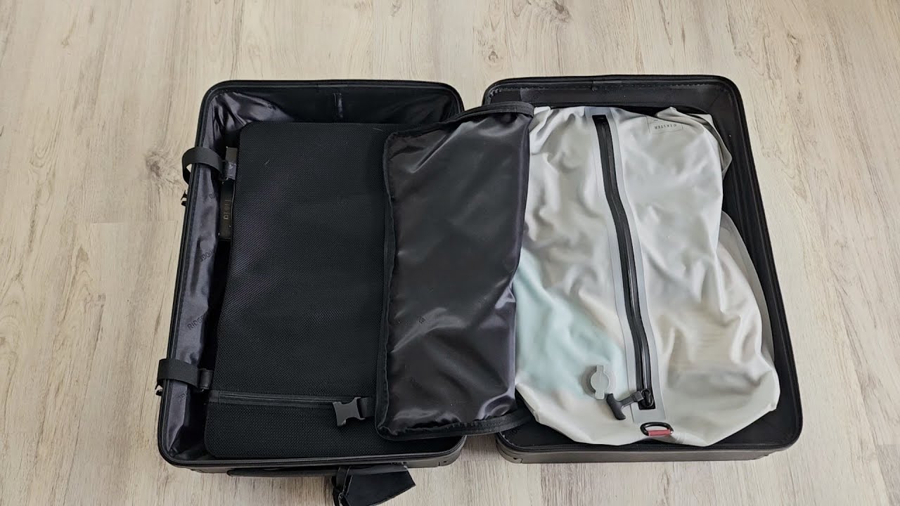 Watch Before You Buy The Ekster Suitcase Vacuum Travel Bags!