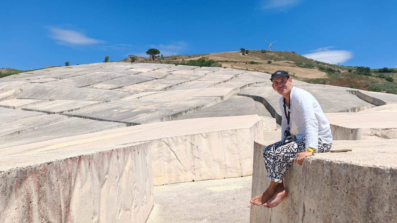 IL GRANDE CRETTO DI BURRI: GIBELLINA VECCHIA