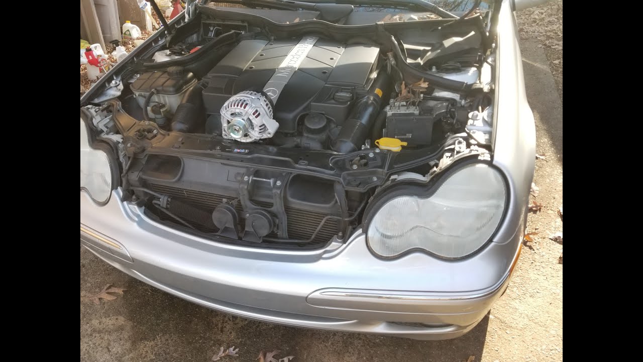 Как заменить генератор в вашем Mercedes-Benz C-класса W203 2000–2007 годов выпуска