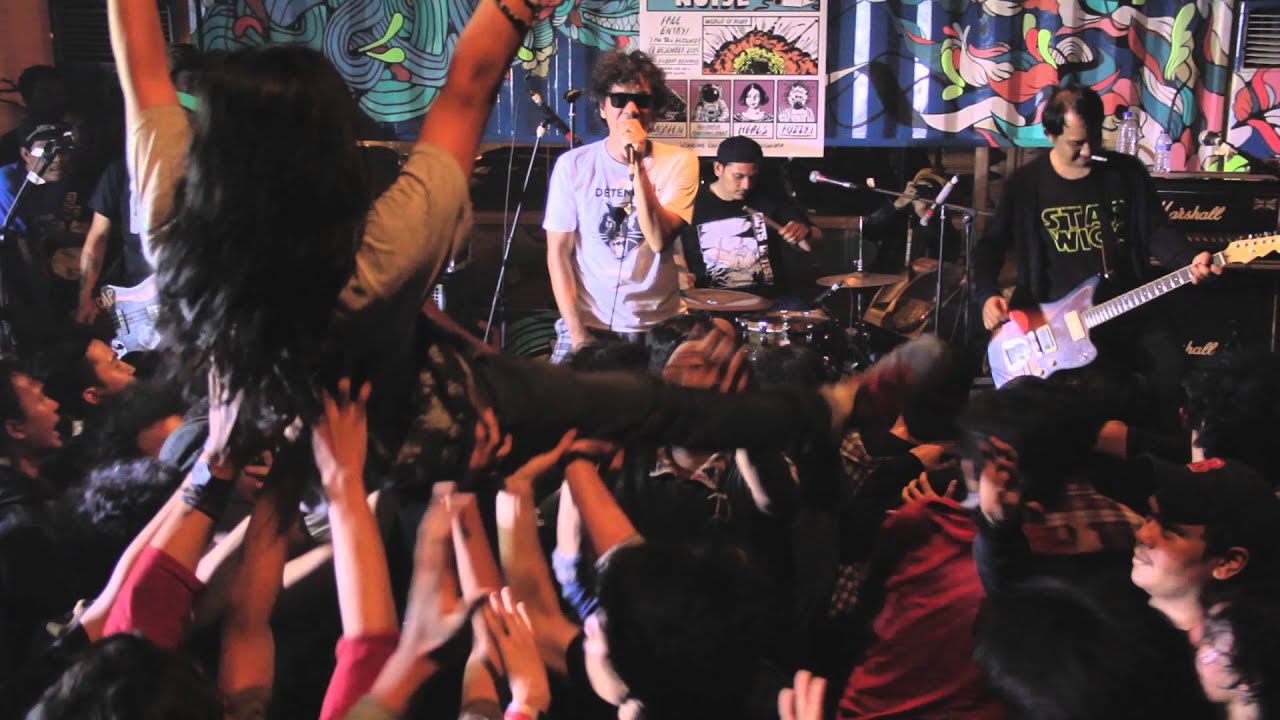 [LIVE] 2015.12.17 Morfem - Tidur Dimanapun Bermimpi Kapanpun