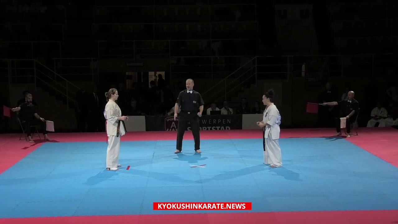 1st EFKO EC, 1/4 -60 Anna  Wiatrowska (Poland) - Iria Fernandez (Spain)