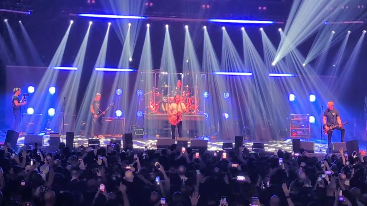 Alter Bridge - watch Over you ( Lisboa 10-02-2026 ) Campo Pequeno 
