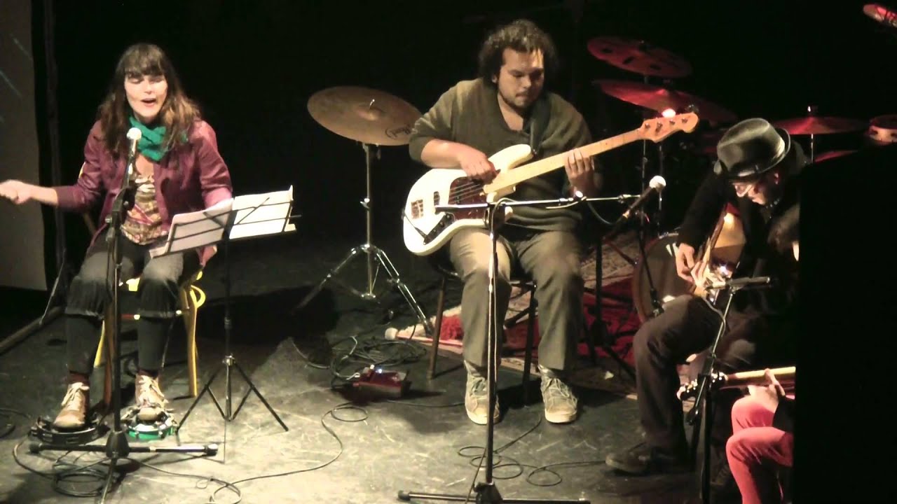 Camila Moreno - Supercheria (Tributo A Spinetta / Anfiteatro Bellas Artes / 16.05.2013)
