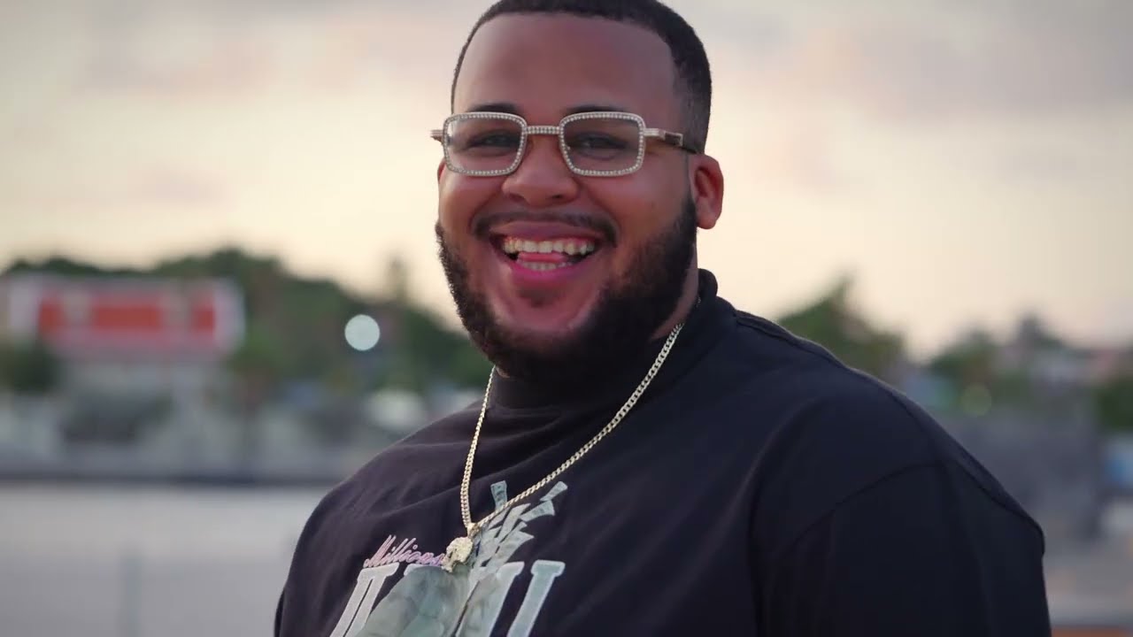 W Santana - One Million (Official Video)