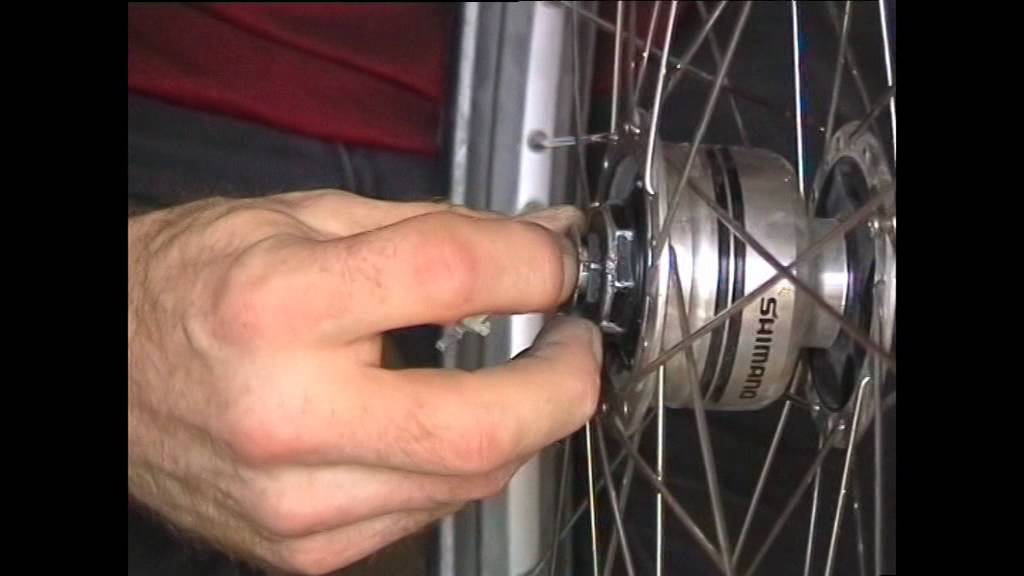 Reparatur Nabendynamo Shimano DH-3N80  03 Demontage