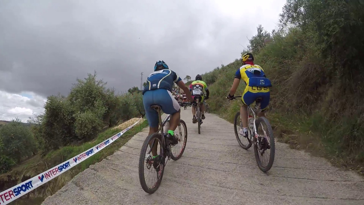 Entrada y subida de la rampa de Alcalá del Valle. 101km Ronda 2017