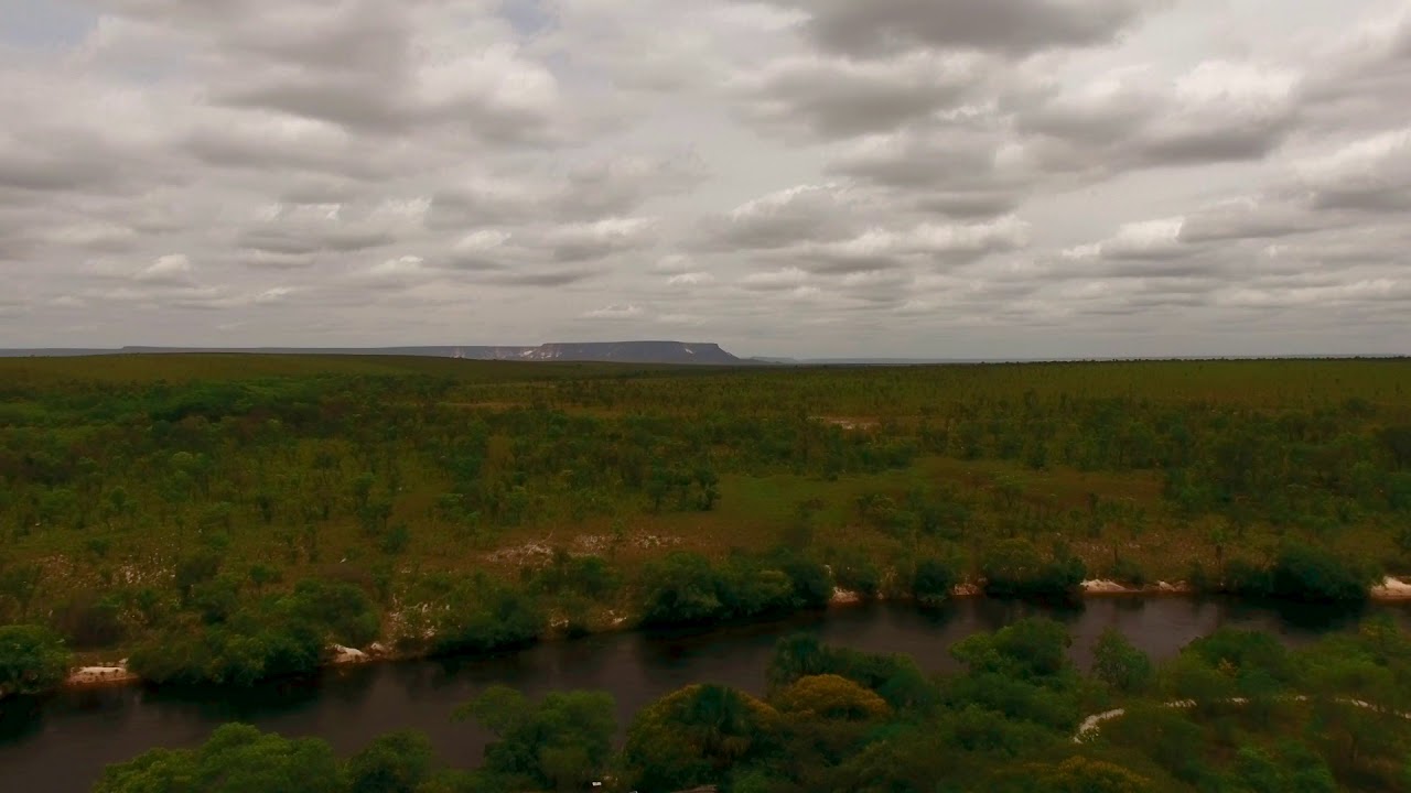 PILULA 08 DRONE CAMPING