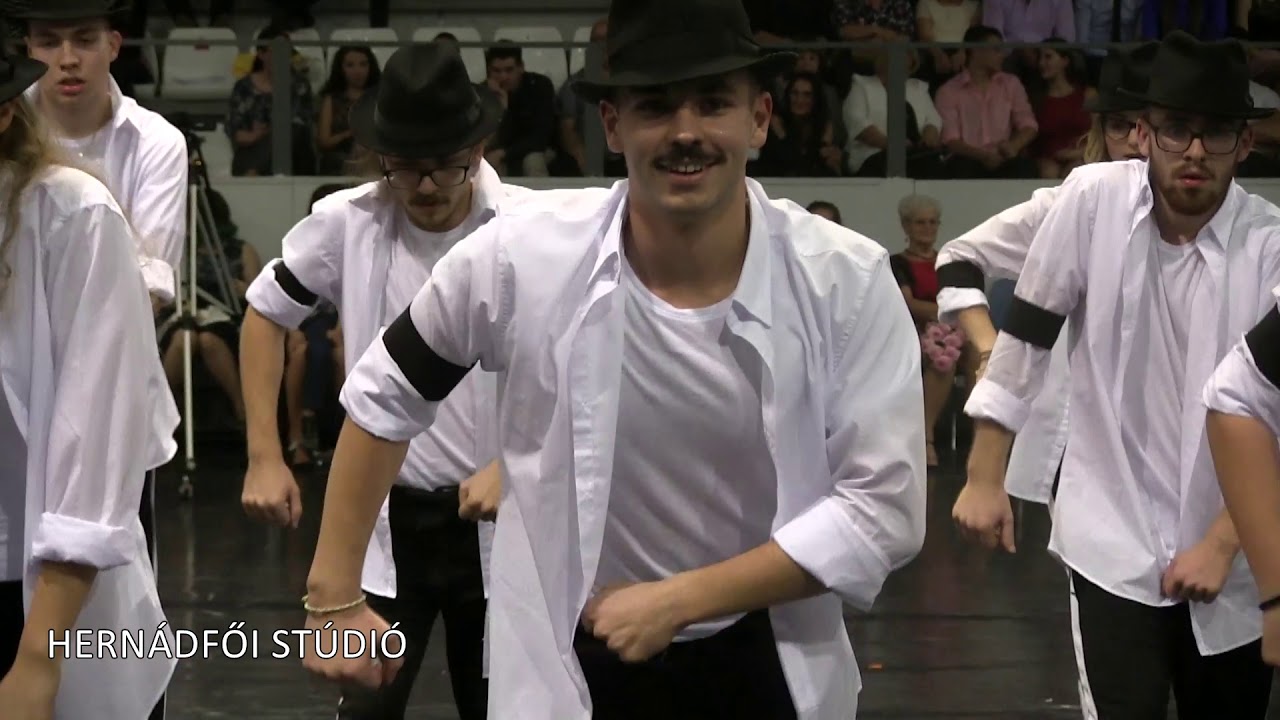 School Michael Jackson Dance FMG 12.B osztály szerkesztett produkciója 2018.