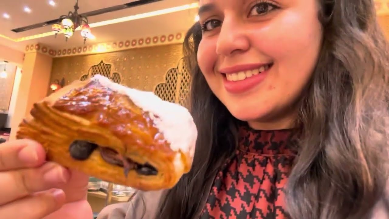 عرضاتني صحبتي لمطعم ✨ديالها قريبا الافتتاح 💖  شاركت معاكم الرجيم اللي تنقصي بيه الوزن بسرعة 👌