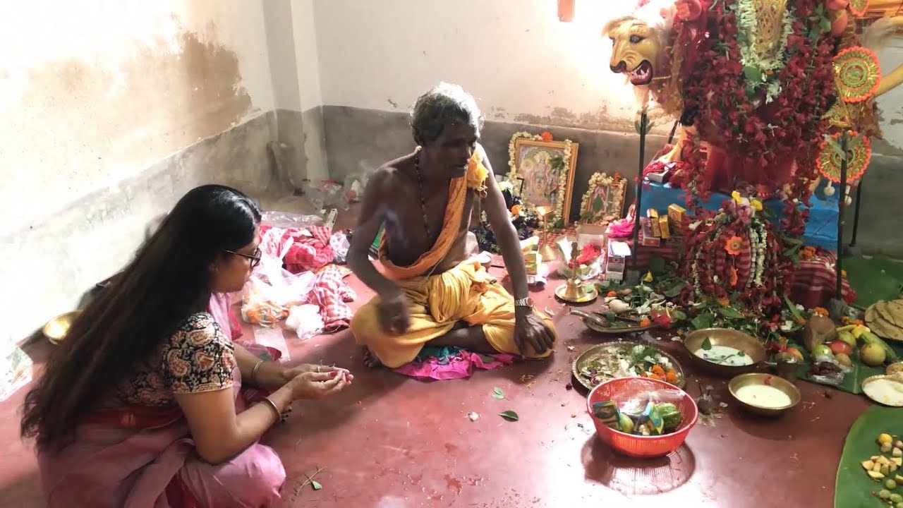 Amader Bipottarini maa ke dekho | Bengali Family Life Style Vlog - Day with Ousumi