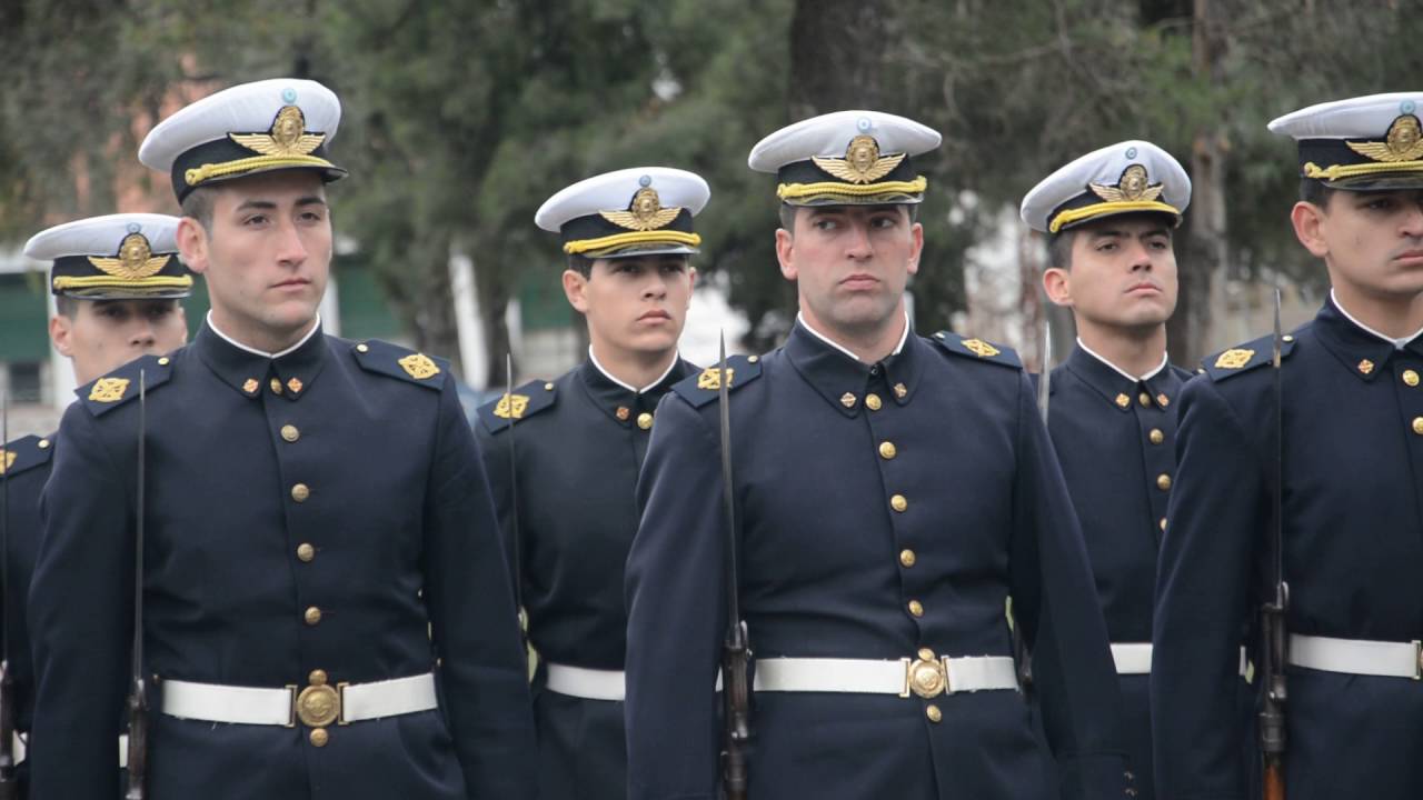 Entrega de uniformes 2016-Escuela de Aviacion Militar. Córdoba. Fuerza Aerea Argentina