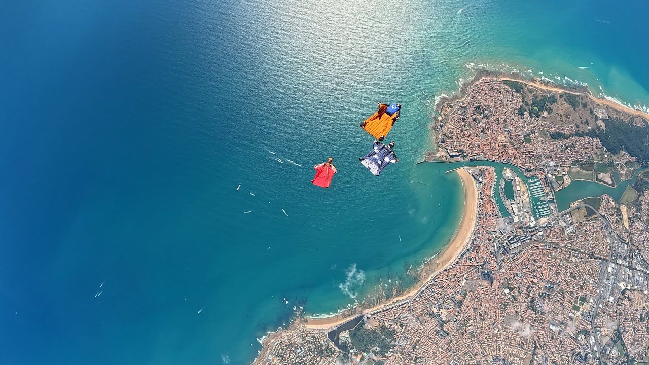 Wingsuit aux Sables d'Olonne