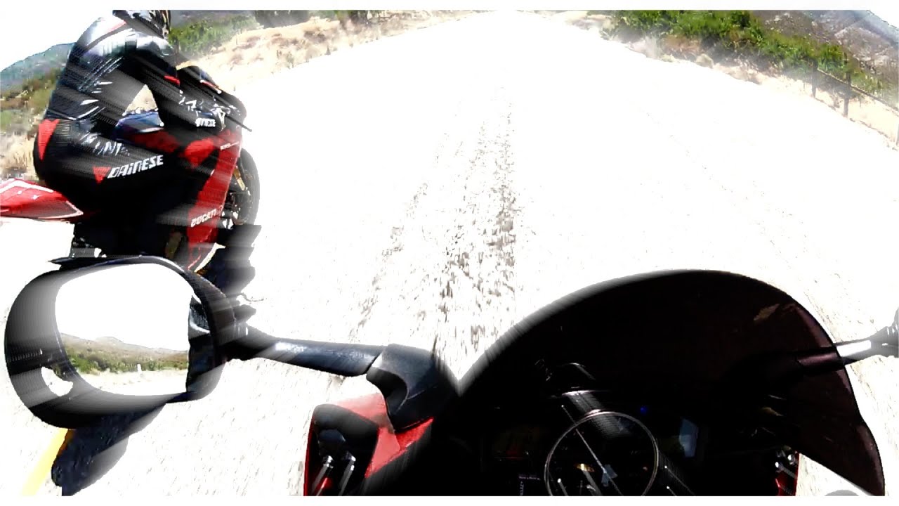1199 Panigale R VS R6 Top Speed Drag Race & Wheelie