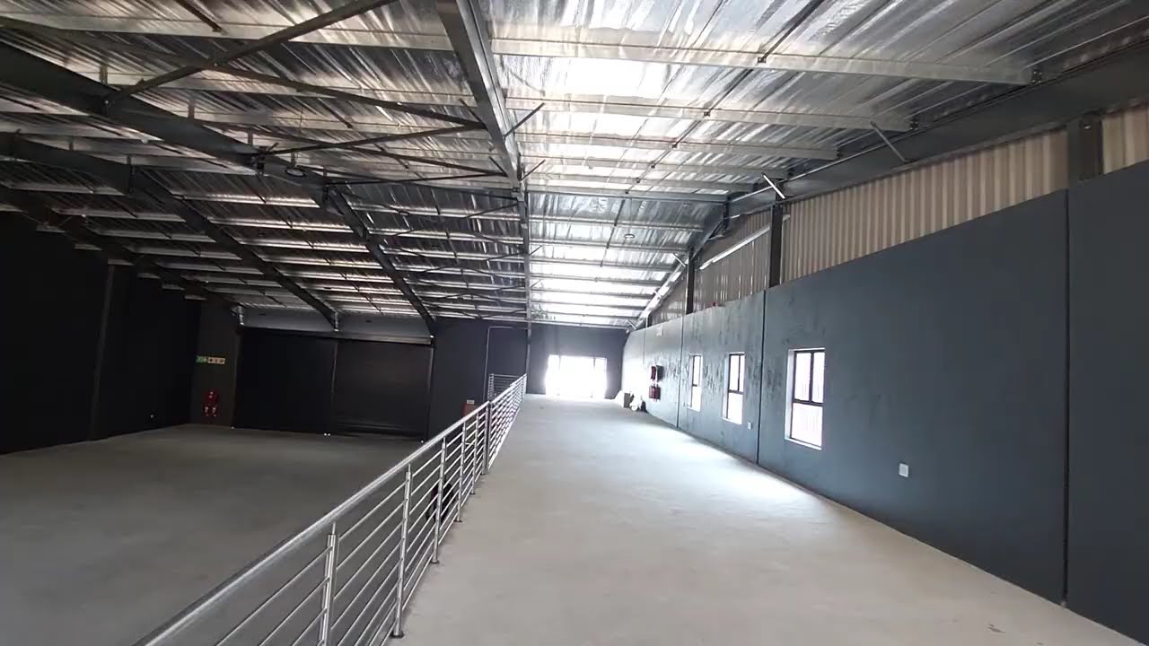 Newly built large industrial property To Let - Riverside
