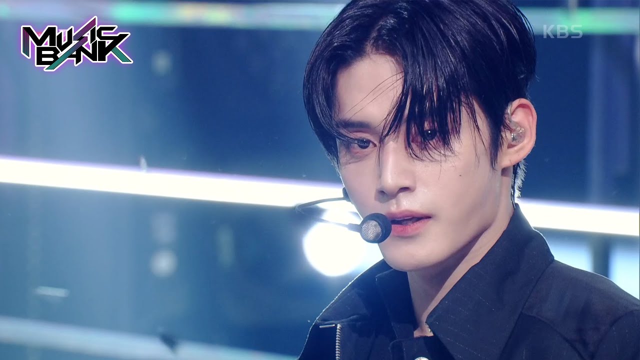 CRUSH - ZEROBASEONE [Music Bank] | KBS WORLD TV 231110