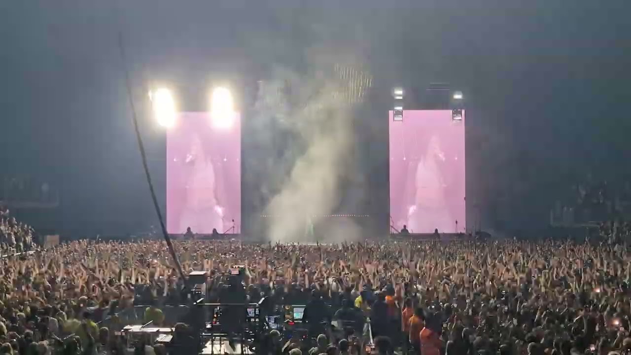 Lorde (Green Light) Live Ultrasound-Tour '25 @O2-Arena | London 17.11.2025