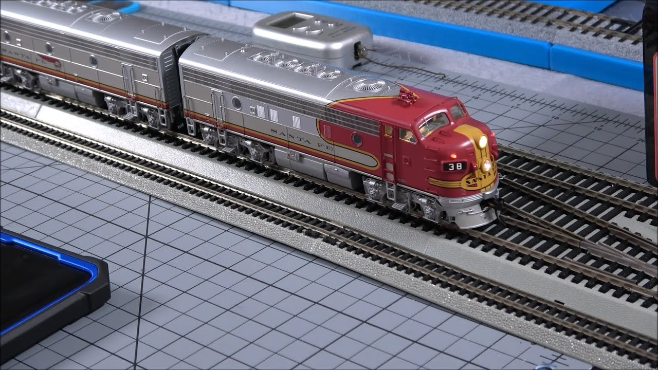 Product Demo: Broadway Limited F3A/B HO Scale w/Paragon 3 Sound!