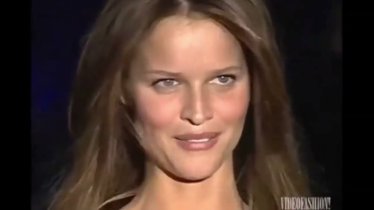 Eva Herzigova: All of Eva's Walks in Victoria's Secret Fashion Shows | SSEDITORIAL