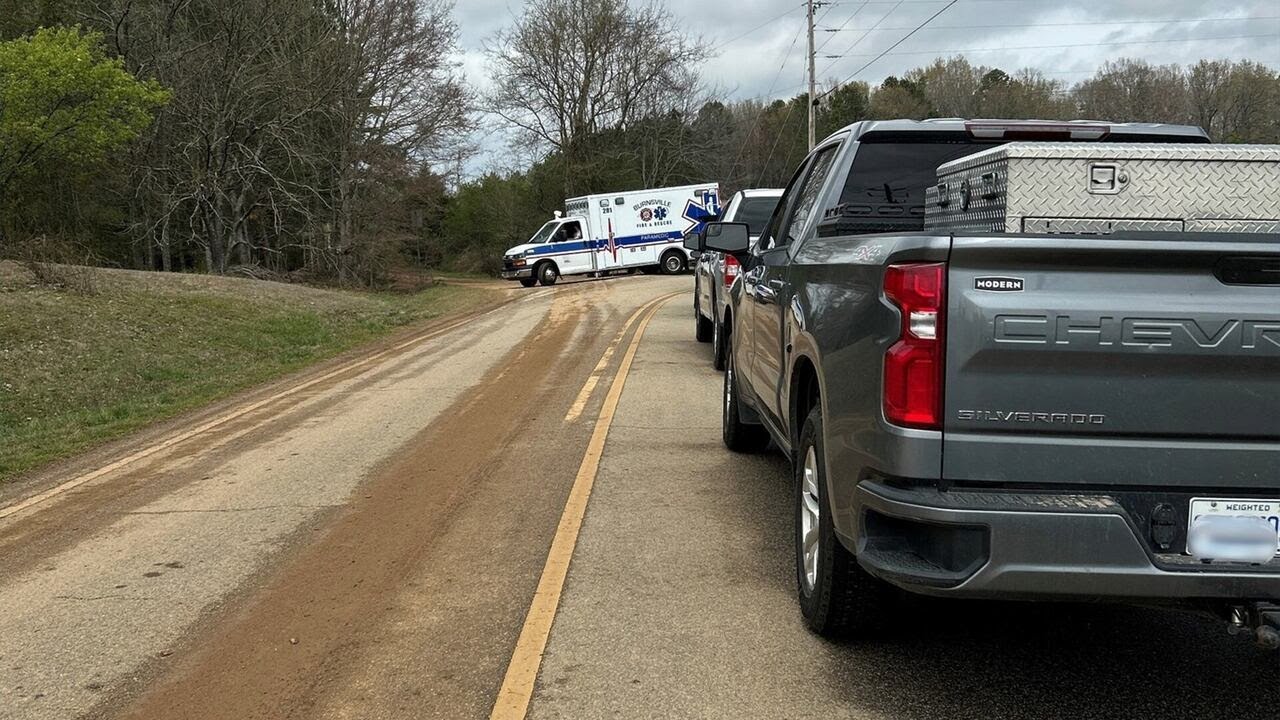 Abducted child shot to death after Anson County car chase ends in crash, agents say