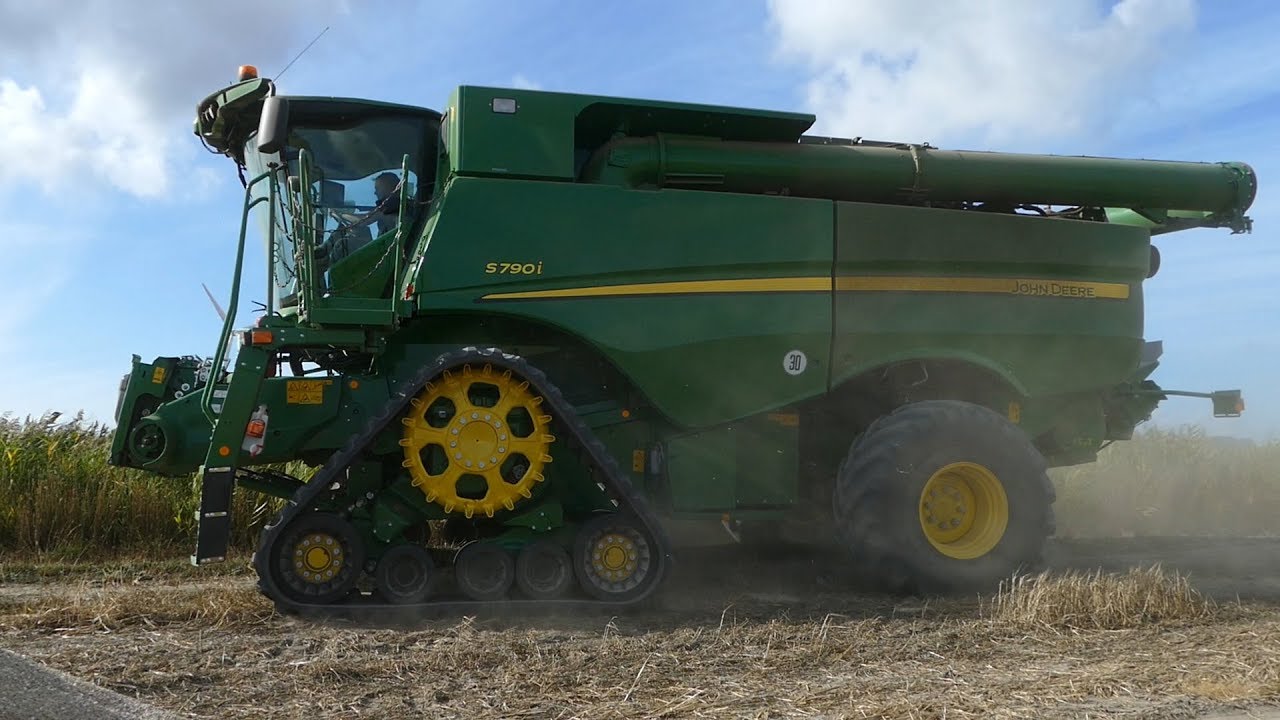 John Deere S790i, S690i & T670i Working Hard in The Field Threshing Barley | Big Harvest | DK Agri