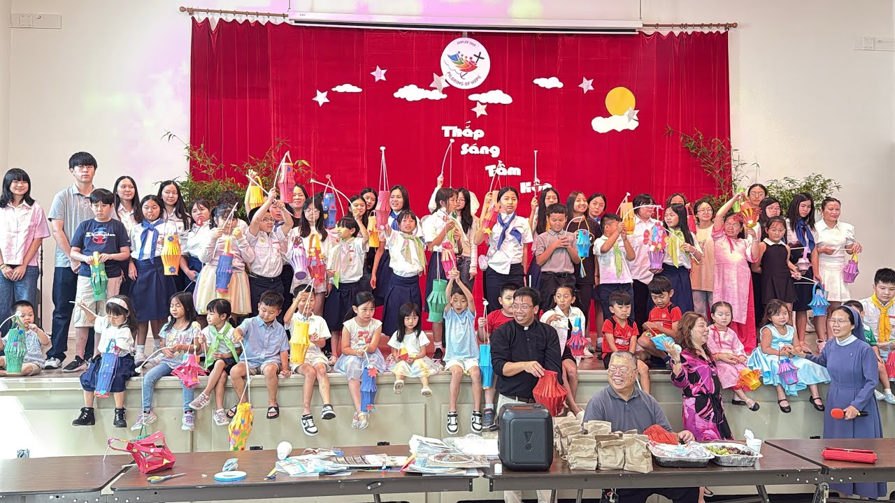 Special Moon Festival Mass for Youth in English || St. Peter Vietnamese Church IA
