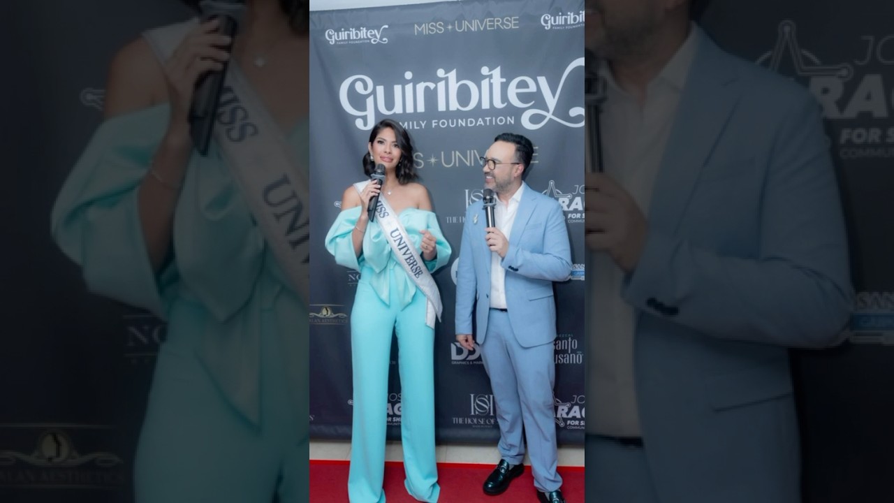 Teacher Andy Salandy entrevistando a Sheynnis Palacios Miss Universe
