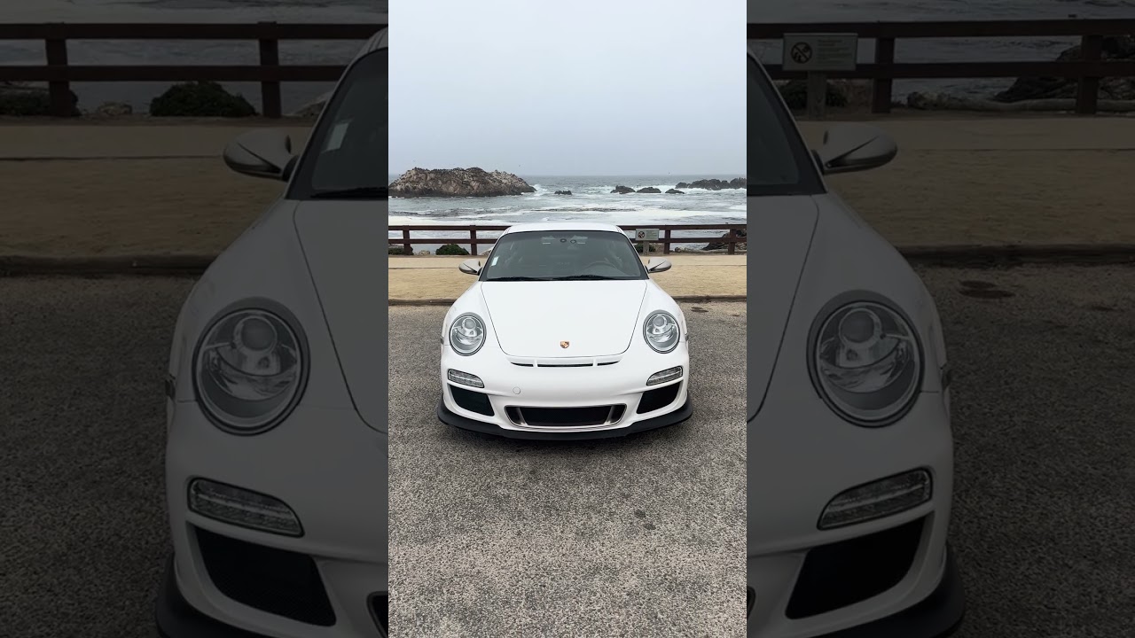 Porsche 997.2 GT3 parked at 17-Mile Drive