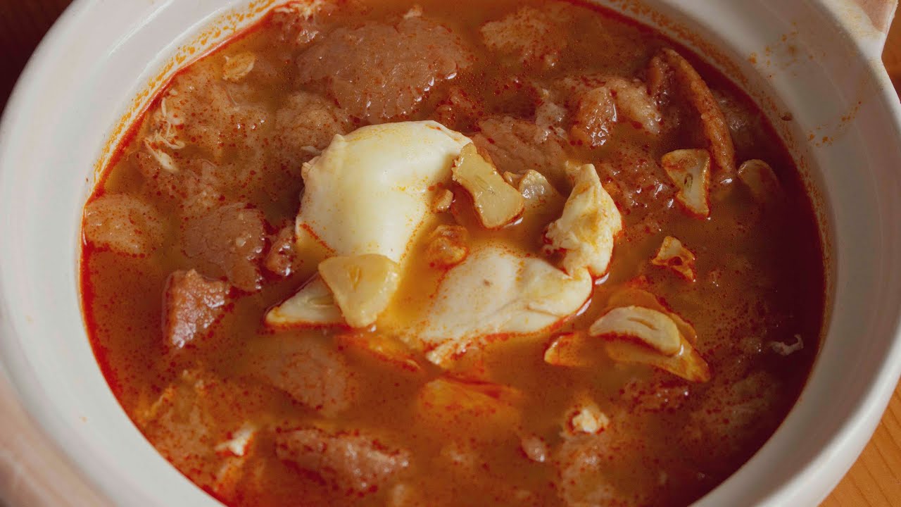 Sopa de Ajo Castellana | Castilian Garlic soup by Spanish Cooking