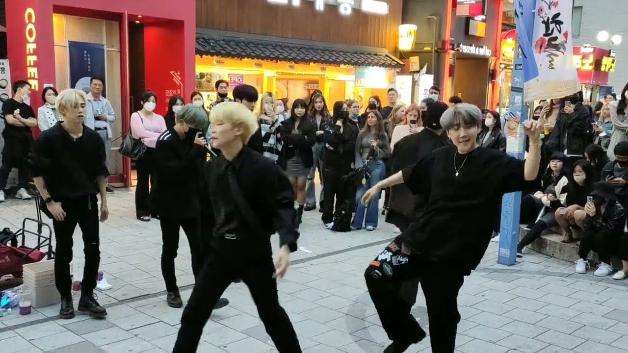 THURSDAY. ABLUE. LONG TIME NO SEE. DYNAMIC SUPERB PERFORMANCE. HONGDAE STREET.