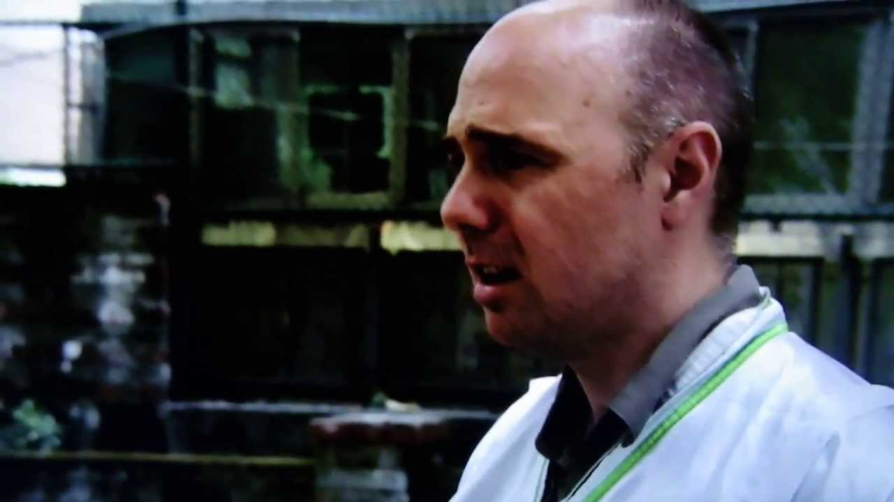 Karl Pilkington: Moaning Of Life- Fake crying