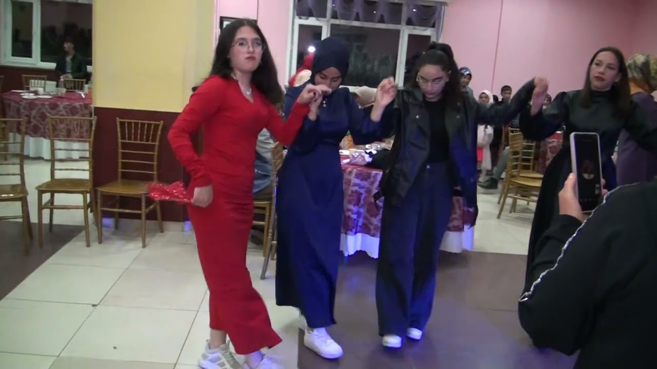 2023-2024 Halis Akmen ÇPAL Mezunları Mezuniyet Progrtamından...