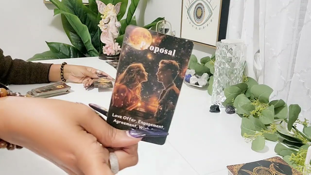 БЛИЗНЕЦЫ ♊️ ОТСУТСТВИЕ КОНТАКТА! Твой бывший разрывает этот запрет, и он застревает на тебе так, ...