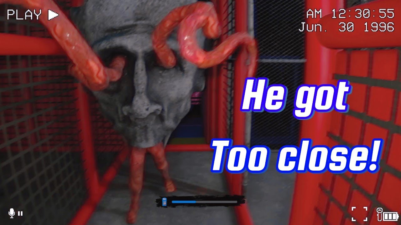 Ugly tentacle monster chases me in the backrooms! | Classrooms game