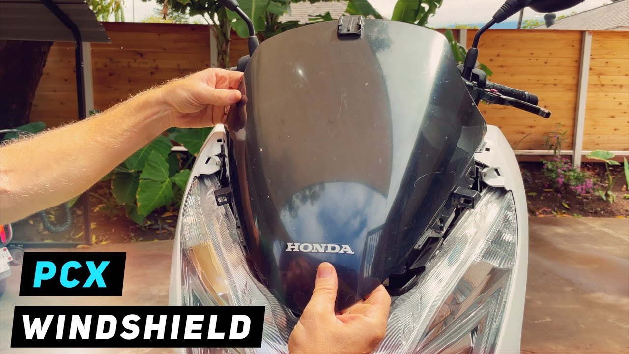 Honda PCX 150 Windshield Removal / Installation | Mitch's Scooter Stuff