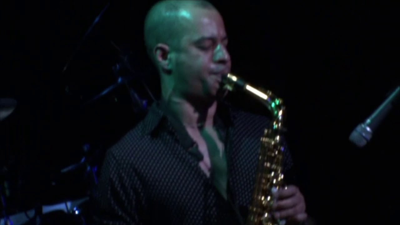 Gustavo Anacleto with Senri Kawaguchi  Send one ur love 