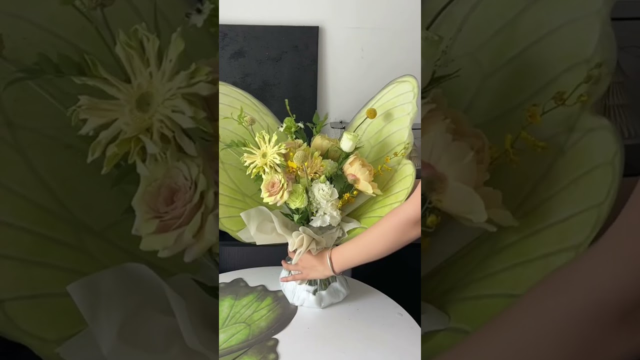 how to make a green butterfly bouquet? Check this step by step flower wrapping tutorial