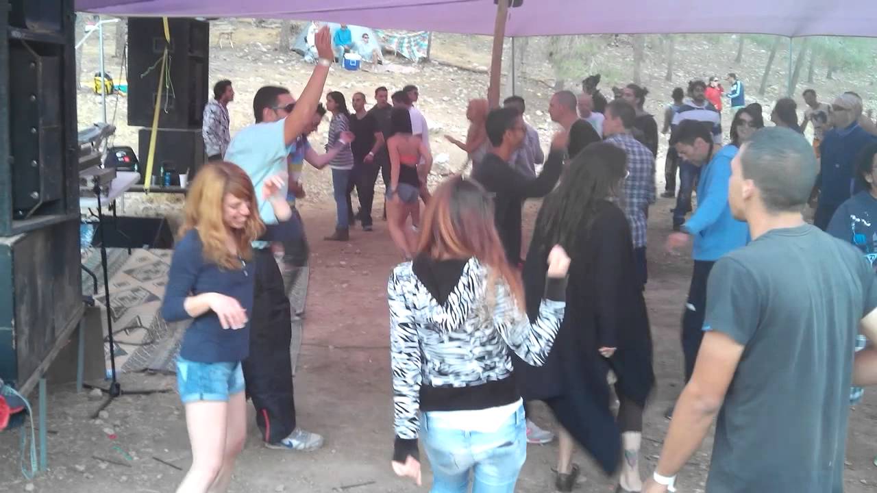 מסיבה ביער דבירה מאי 2013