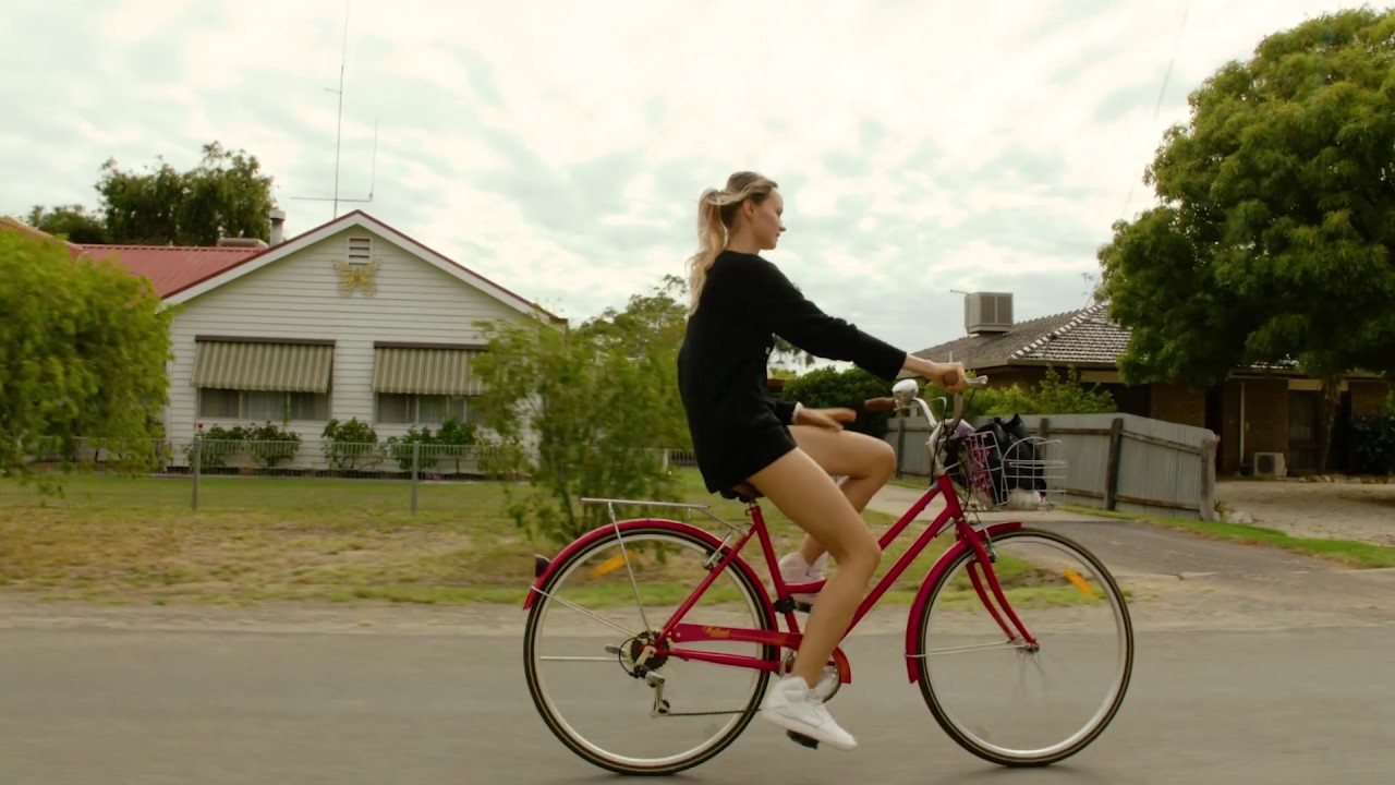 Rupanyup silo by Julia Volchkova – A Silo Art Trail mini documentary