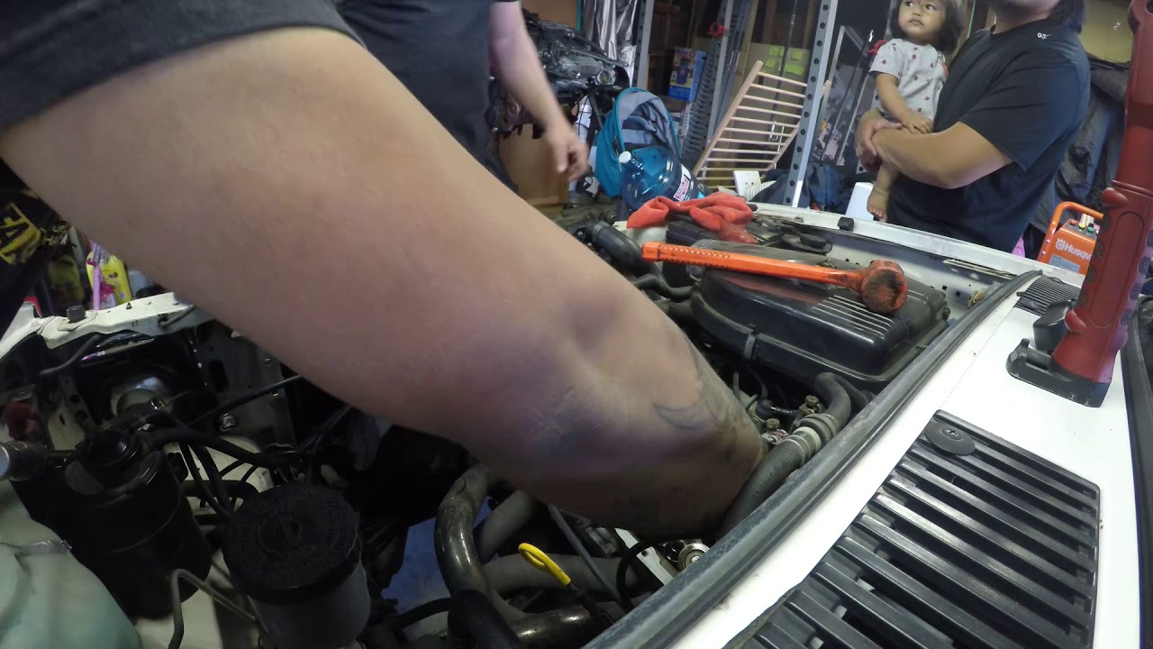 Installing a 272 performance cam in a KA24E