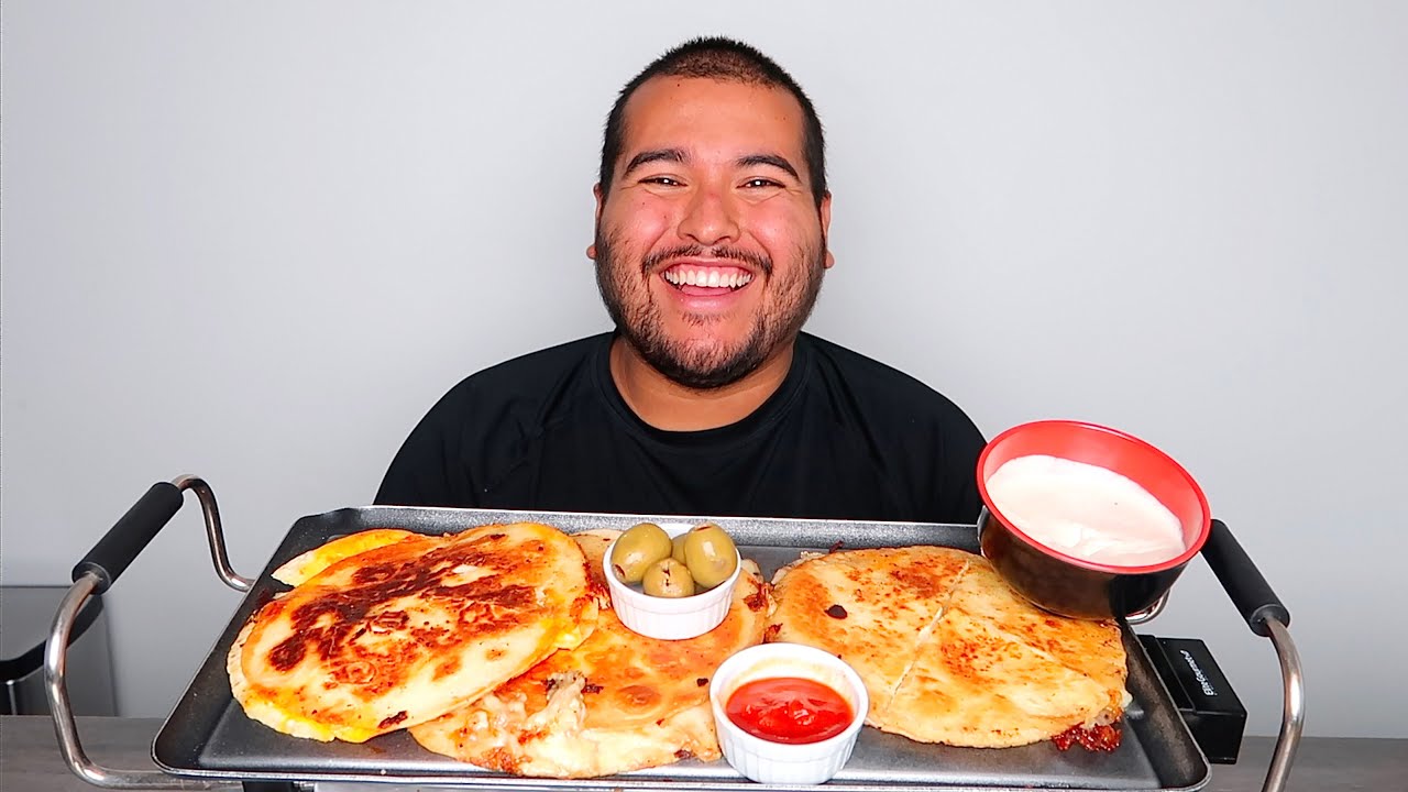 Nick Left & Moved Out... Celebration Mukbang